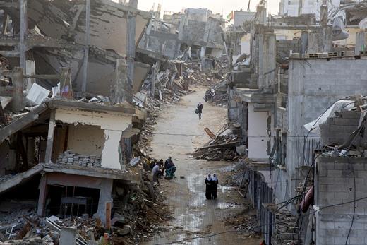 Au lieu de répéter jusqu'à la nausée "Jamais plus", les hommes d'Etat invités par Netanyahou feraient mieux de se rendre à Gaza