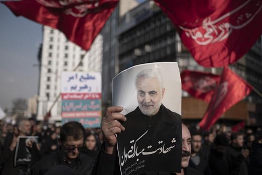 Iran : manifestation à Téhéran le lendemain de l'assassinat de  Qasem Soleimani