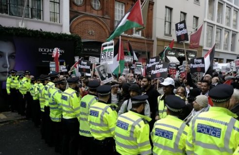 Manifestation en GB en soutien au peuple palestinien. Photo: Alisdare Hickson.