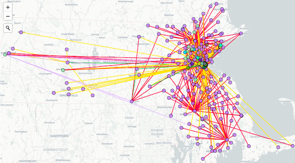 Carte géographique des organisations policières et de leurs liens avec d’autres entités du Massachusetts. Les points de couleur violette représentent les institutions de la police. (Photo : The Mapping Project)