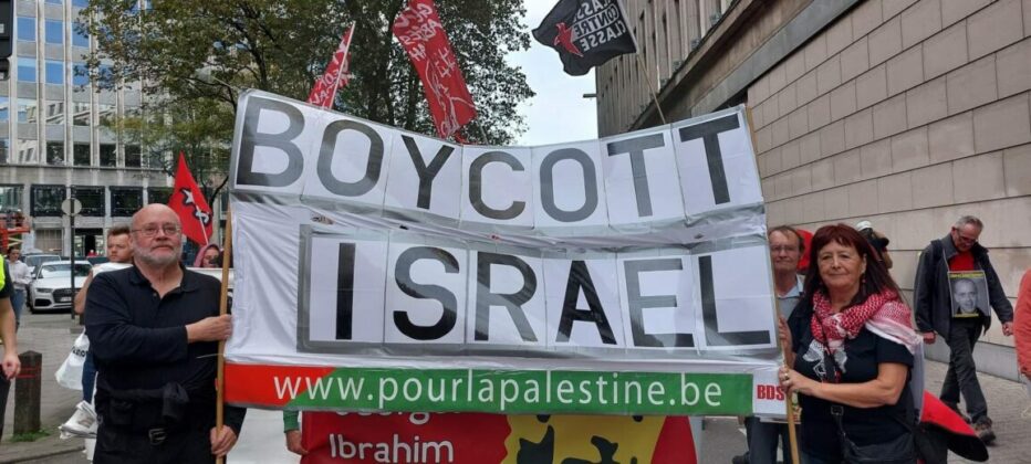 La Plate-forme Charleroi-Palestine à la Marche pour la le Retour et la Libération à Bruxelles. Photo : Freddy Visconti.