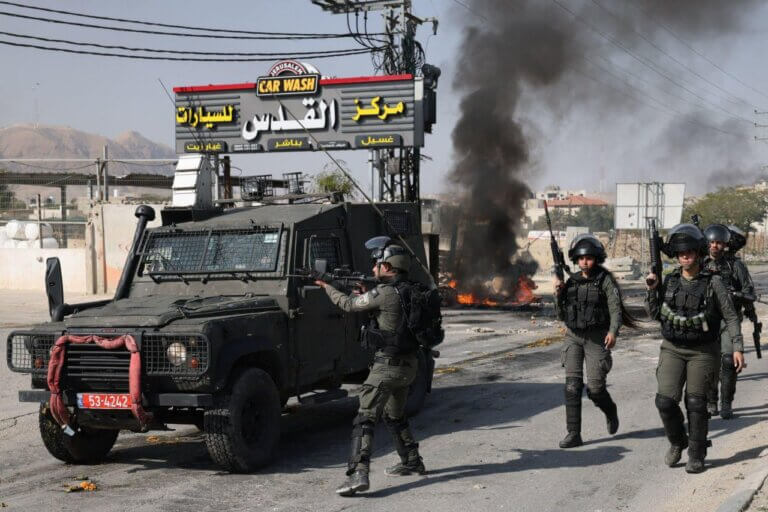 Aqbat Jabr. Les forces israéliennes effectuent un raid à Jéricho ce 1er mars.