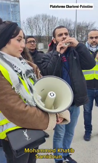 Mohamed Khatib lors de la Manifestation du 16 décembre à Charleroi (capture d'écran d'une vidéo réalisée par l'asbl ARLAC)