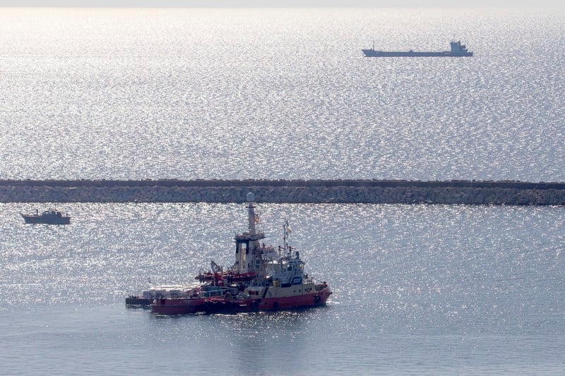 Un navire transportant de l'aide humanitaire pour Gaza appareille depuis le port de Larnaca, à Chypre, le 12 mars 2024. 