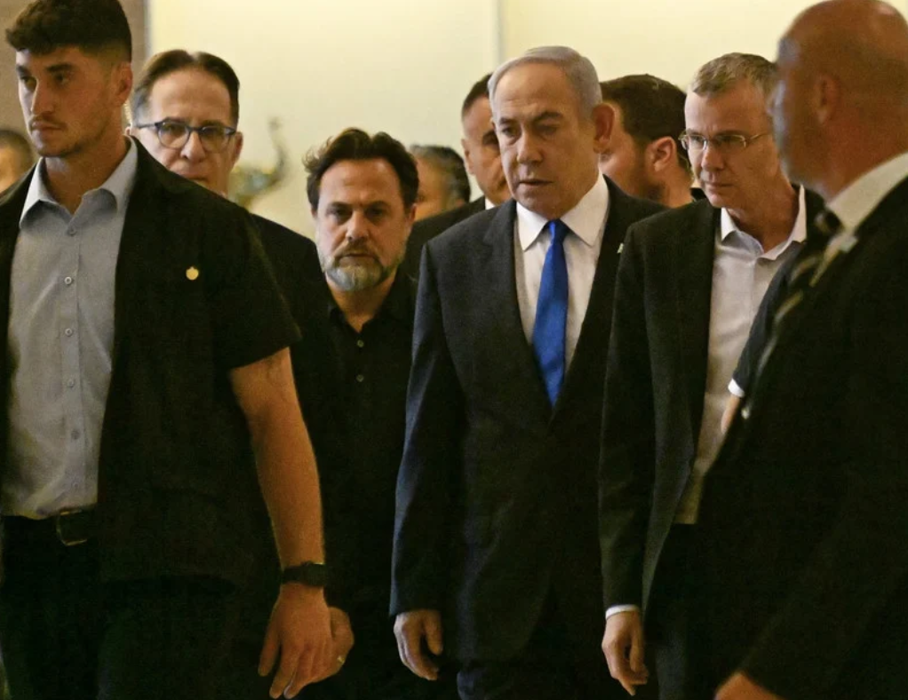 Il est plus que temps que l'on s'indigne des ingérences d'Israël dans les affaires européennes. Photo : Benjamin Netanyahou après avoir entendu l'annonce, cette semaine, de la Cour pénale internationale.