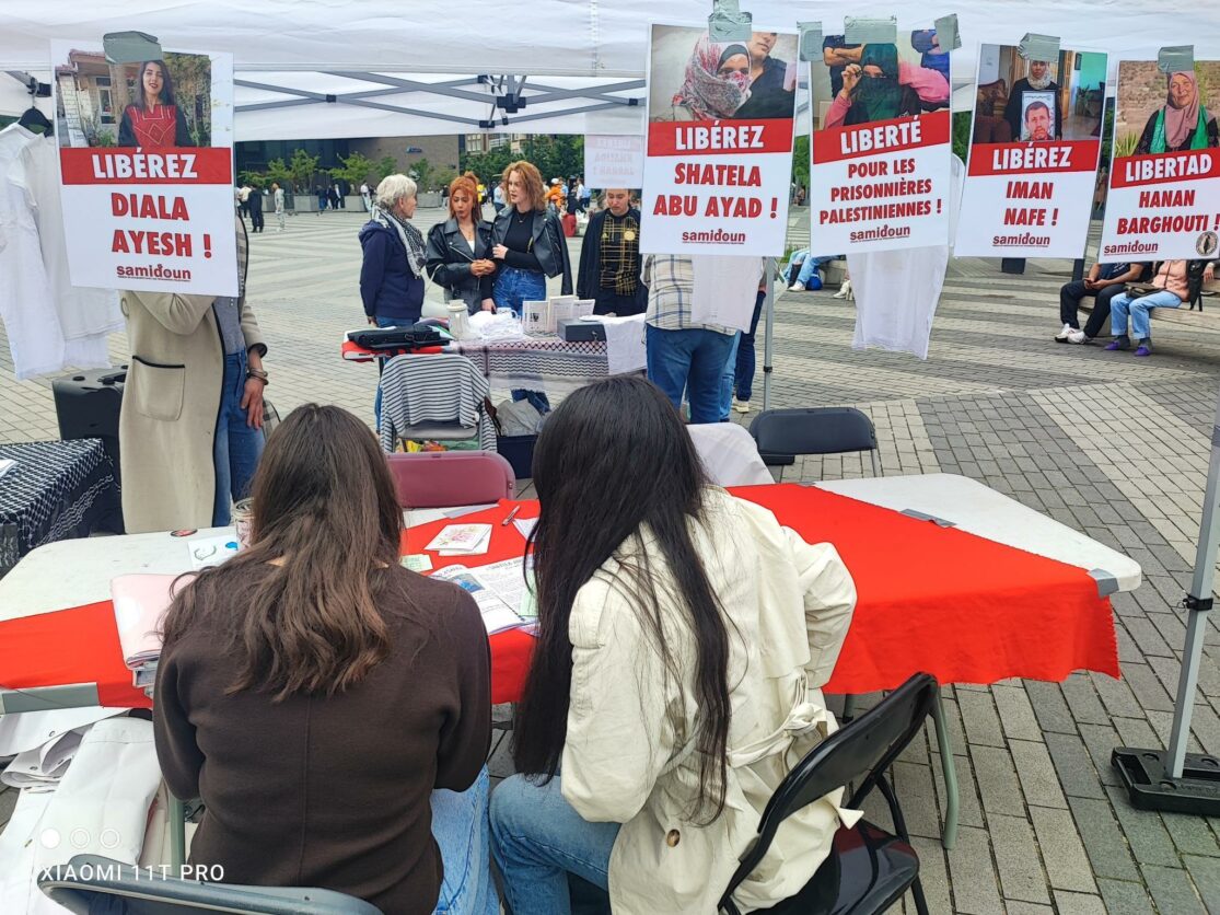 15 mai, jour de la Nakba : table d'écriture aux prisonnières palestiniennes sur la Place Verte à Charleroi