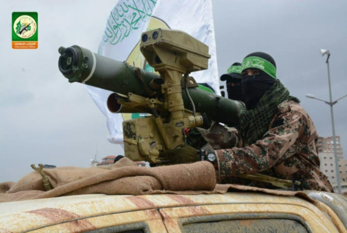 Combattants des Brigades Ezzedine al-Qassam, branche armée du mouvement Hamas de la résistance islamique 