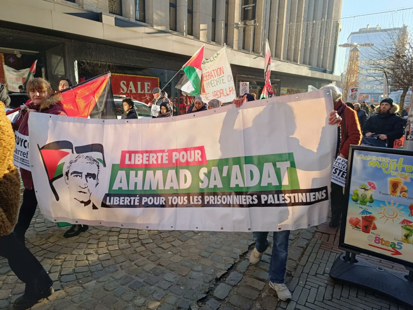 Liberté pour Ahmad Sa'adat. Photo prise lors de la manifestation du 28 décembre 2024 contre le génocide et en soutien à la résistance à Charleroi.