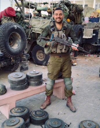 Le militaire Bauer est accusé d'avoir participé à la destruction arbitraire et illégale d'installations civiles à Gaza