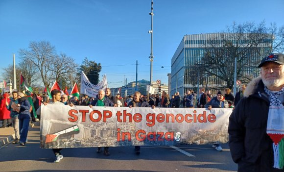 Suisse : Manifestation devant le siège de l'ONU à Genève le 3 avril 2024 (Photo via AFPS France)