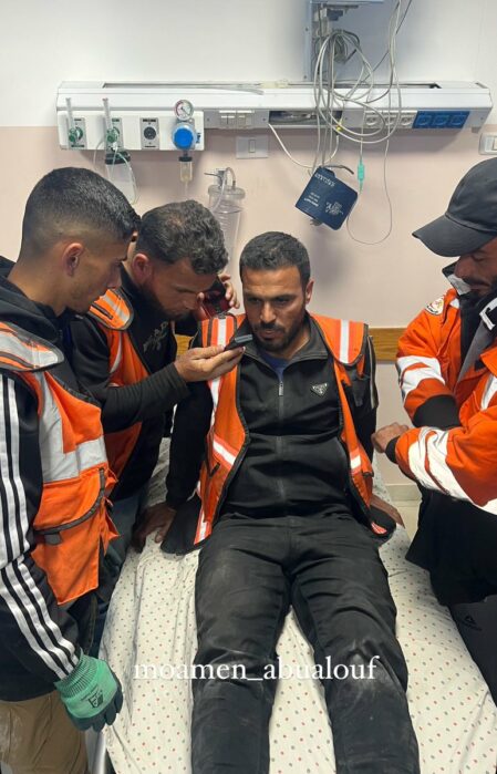 Mercredi également, à Jabaliya, dans le nord de Gaza, les forces israéliennes ont attaqué un immeuble résidentiel et, quand les secouristes de la défense civile sont venus apporter des soins aux blessés, l'armée israélienne a de nouveau bombardé l'immeuble