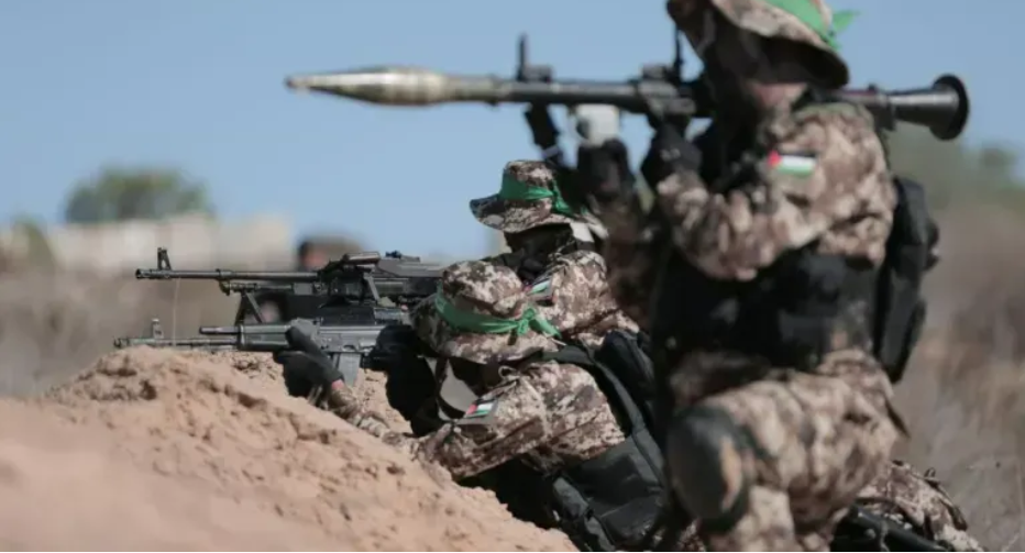 La résistance palestinienne harcèle la soldatesque de l'occupation : Masar Badil salue les opérations héroïques et audacieuses lors de la bataille de Khan Younis