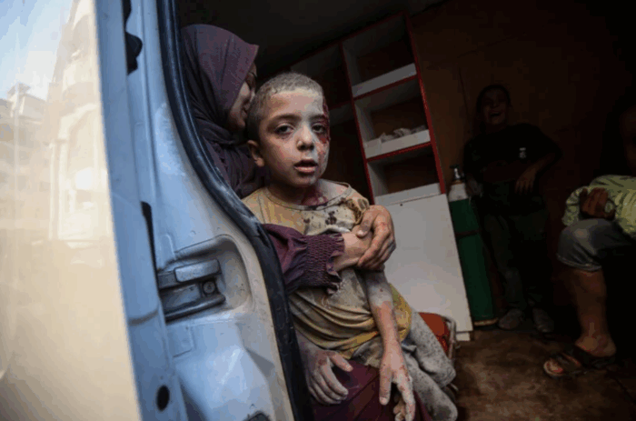 Cette semaine, Israël a massacré des enfants et des adultes sur des sites de distribution d'eau, ainsi que dans une boulangerie et dans des abris. 