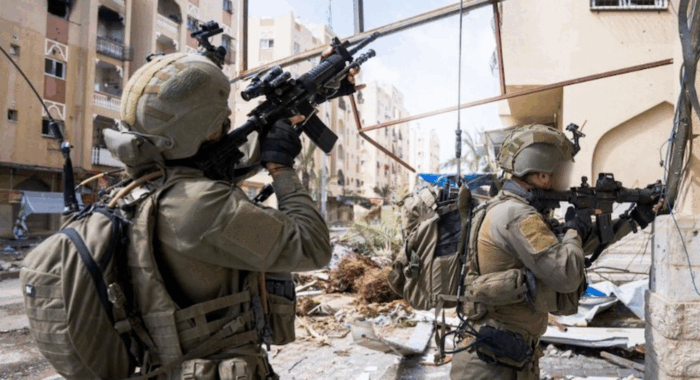 Si le Hamas dépose les armes, le nettoyage ethnique de Gaza prévu par Israël va avoir lieu très rapidement et sans résistance.