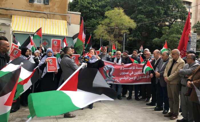 Un rassemblement de solidarité à Beyrouth réclame la liberté des prisonniers palestiniens des prisons de l'occupation